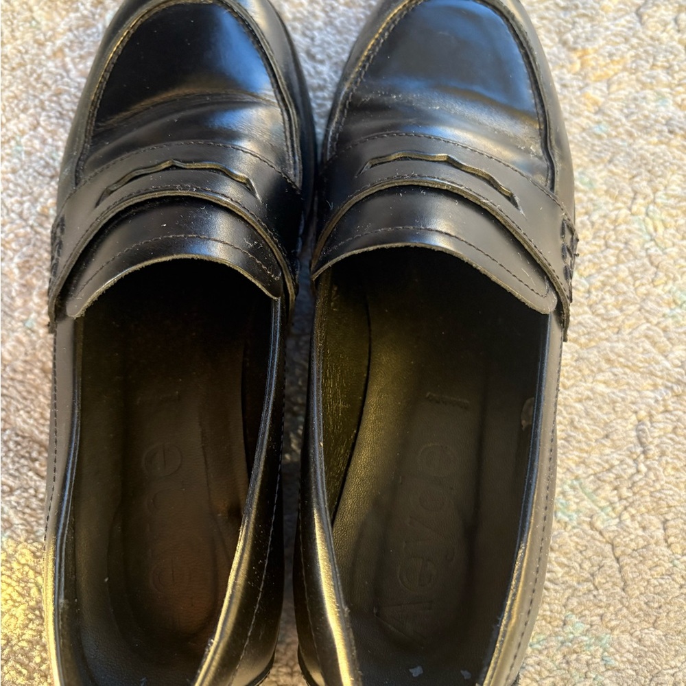 Aeyde Oscar Black Loafers - Picture 6 of 9